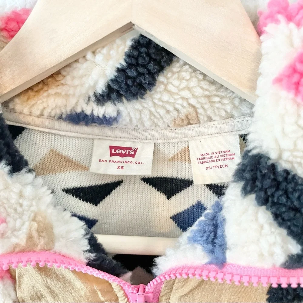 Levis Arizona Pullover Sherpa Jacket - Picture 2 of 6